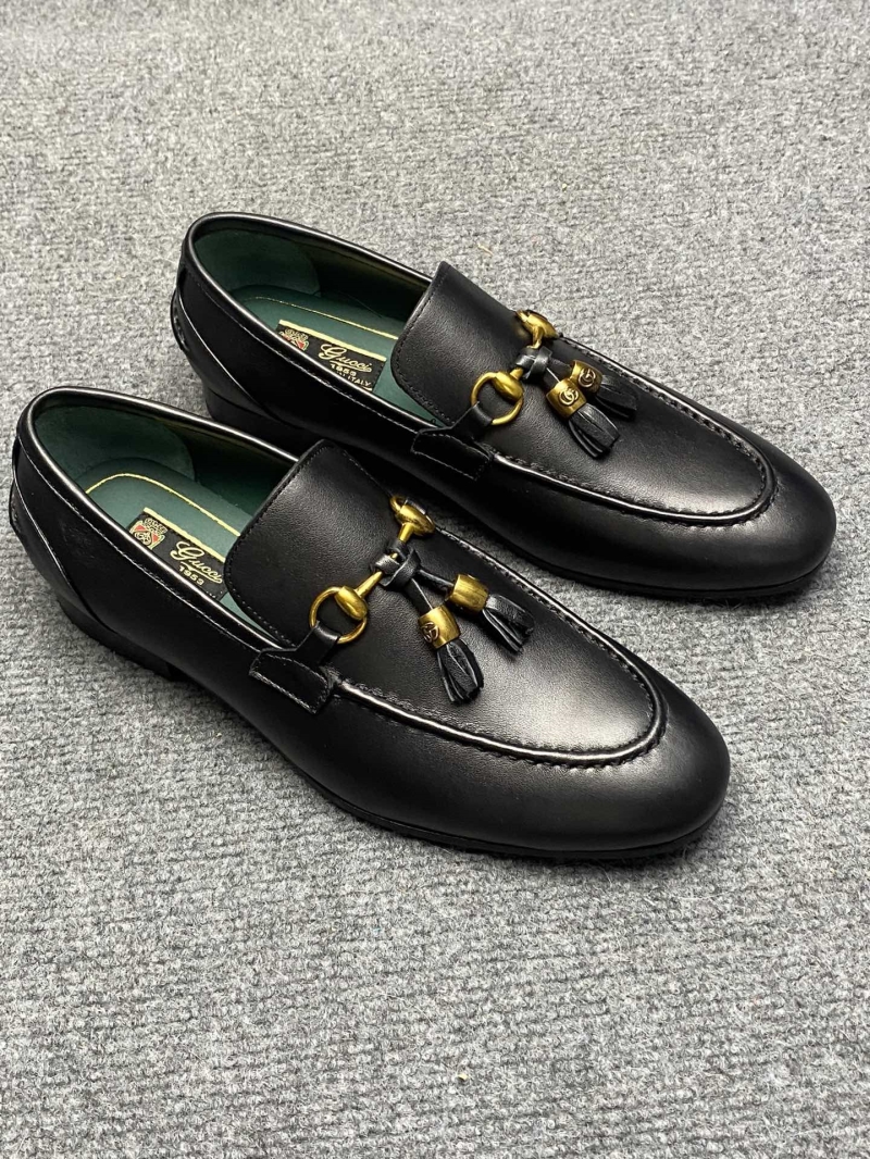 Gucci Leather Shoes